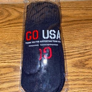 NWT UNISEX USA Olympic Gloves
